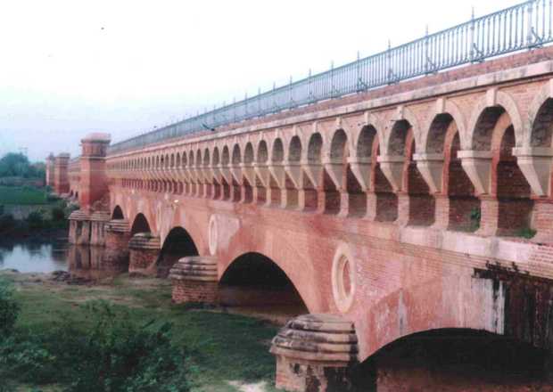 Solani Aqueduct